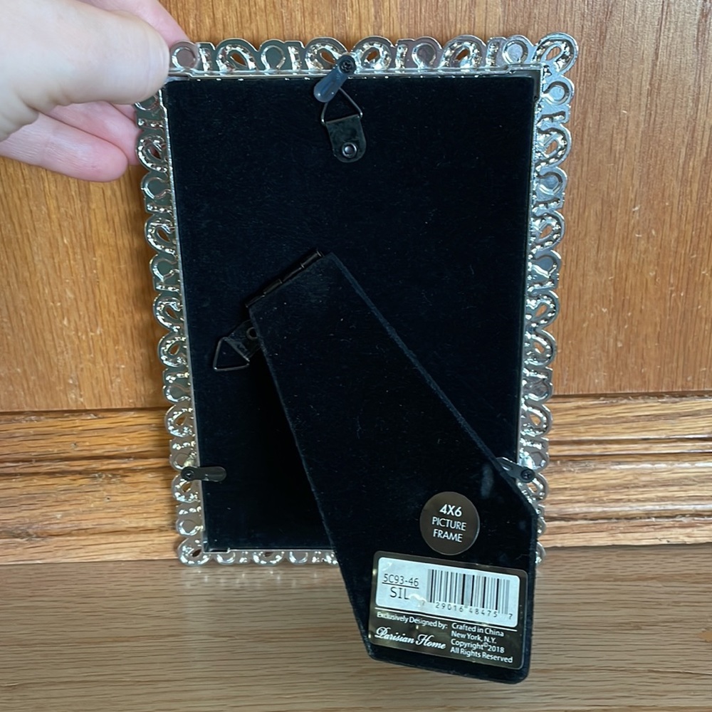 Picture Frame 4X6 - Picture 3 of 3